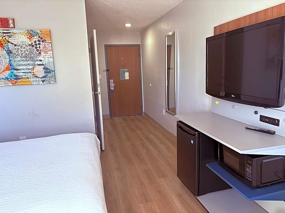 Microtel Inn & Suites by Wyndham Denver Airport
