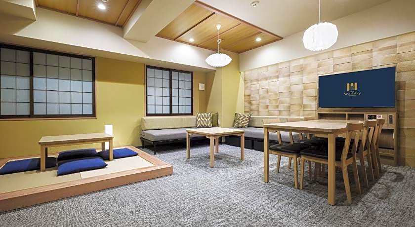 MONday Apart Premium UENO
