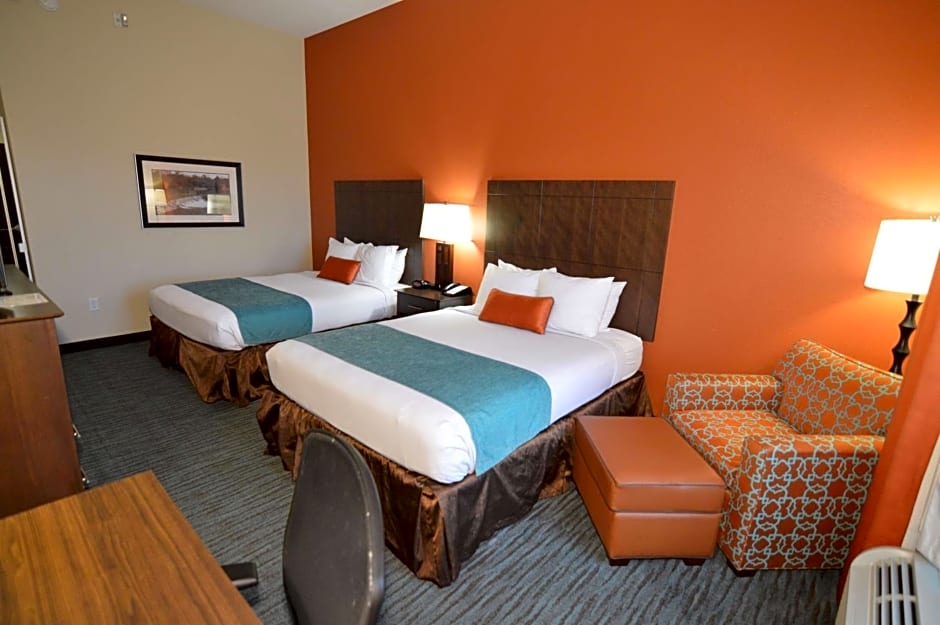 Best Western Plus Longhorn Inn & Suites