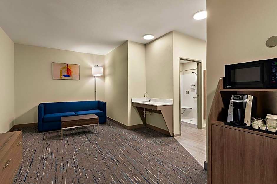 Holiday Inn Express & Suites Oklahoma City NW - Quail Springs By IHG