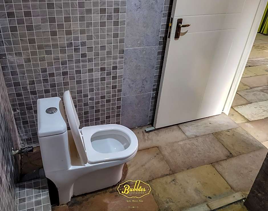 Bubbles Lodge Kinangop