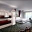 Anaheim Majestic Garden Hotel