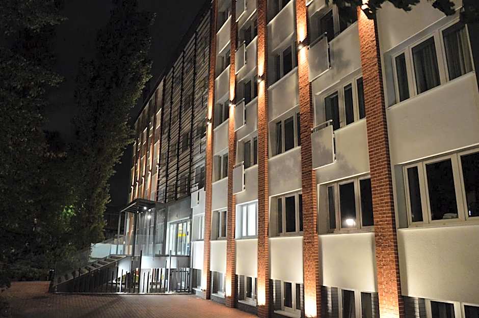 Hotel Halo ToruÅ„