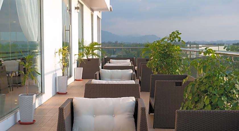 Pan Borneo Hotel Kota Kinabalu