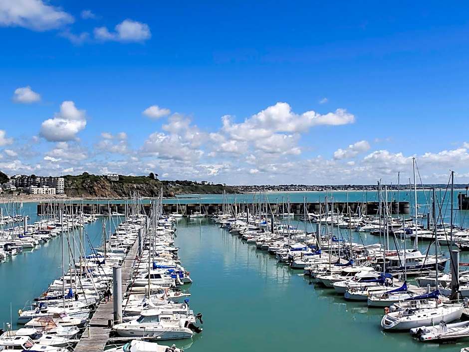 ibis Granville Port de Plaisance