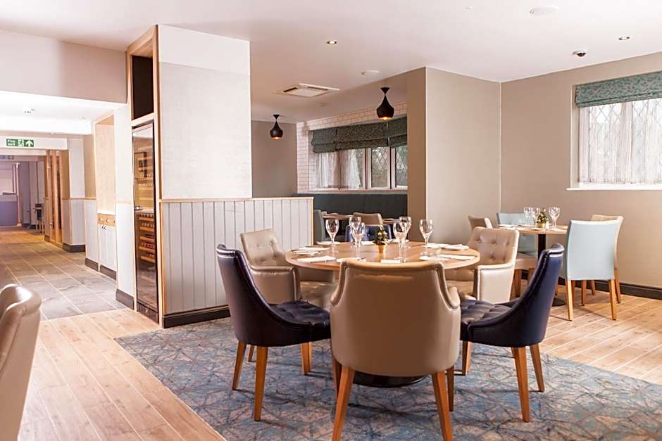 Elite Venue Selection Felbridge - Gatwick