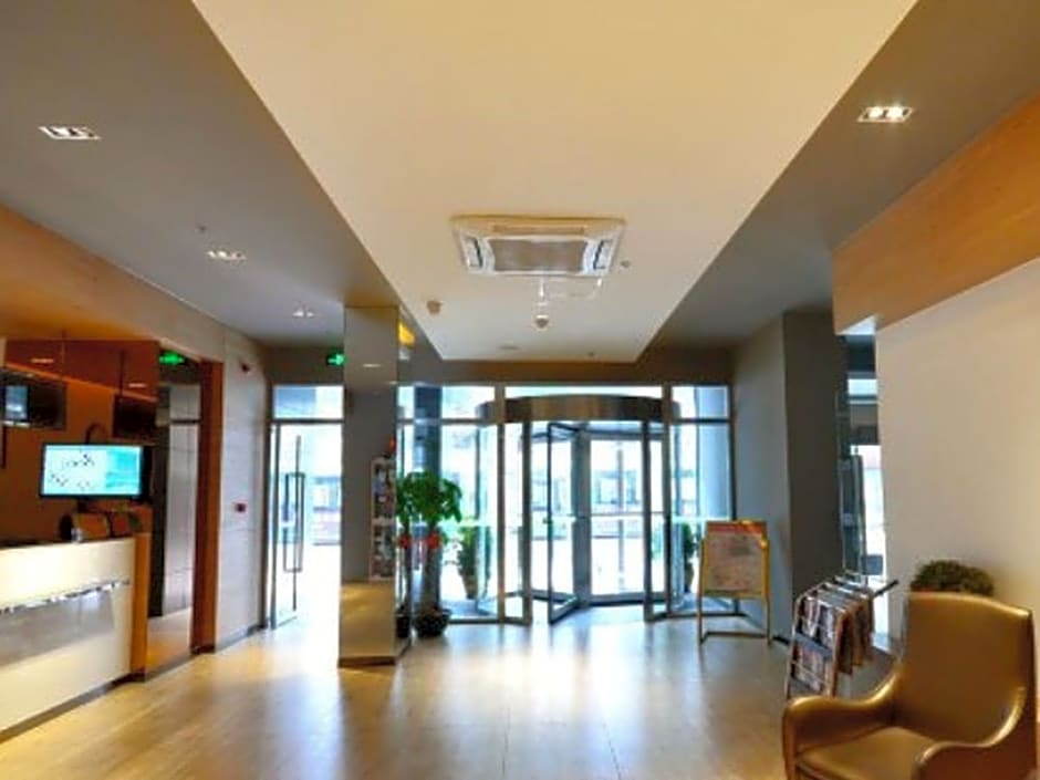 Jinjiang Inn Wuhan Zhonghua Road HuangheLou Branch
