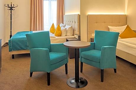 Family Room with King Bed and Sofa Bed - Balcony