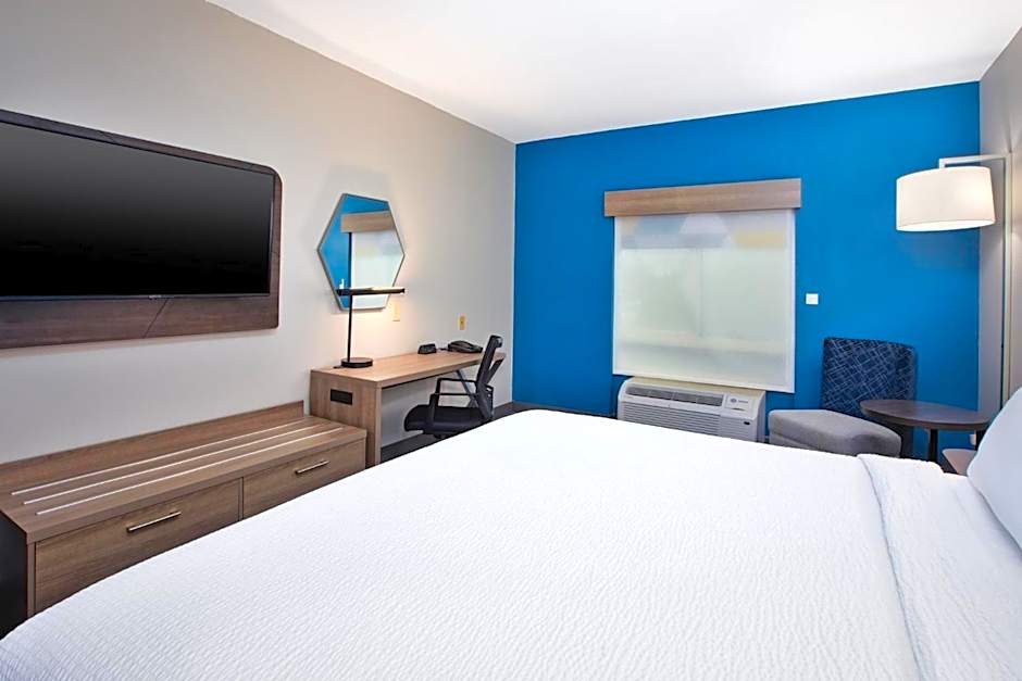 Holiday Inn Express Hotel & Suites - Sumter By IHG