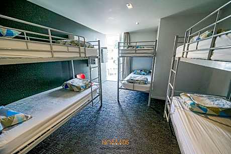 1 Person in 6-Bed Dormitory with Shared Bathroom - Female Only