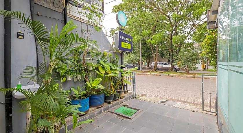 Urbanview Hotel Syariah Near Gelora Delta Sidoarjo