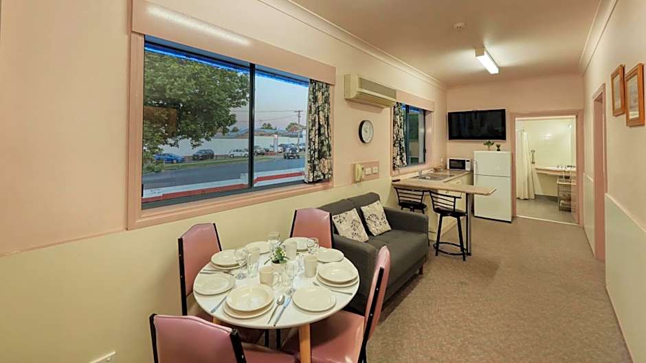 Tumut Farrington motel