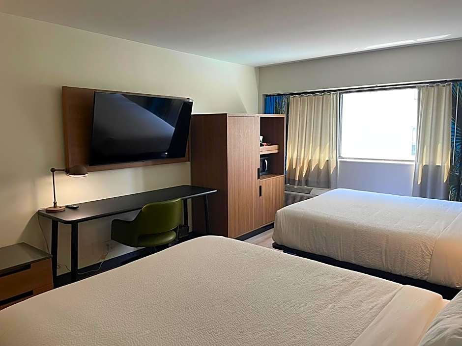 Fairfield by Marriott Inn & Suites Charleston Downtown