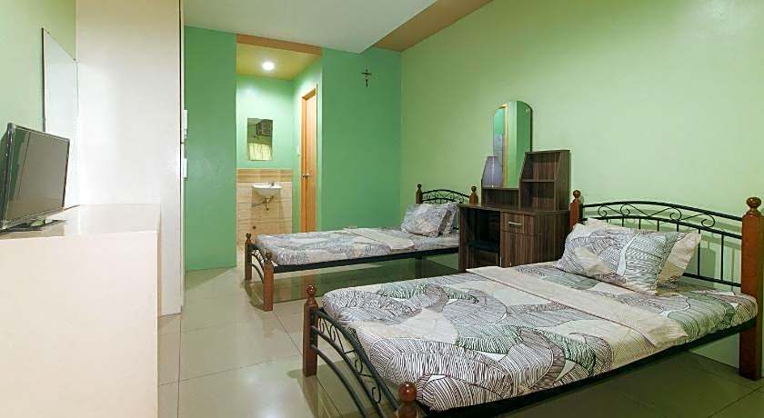 CM Apartelle Iloilo International Airport by RedDoorz