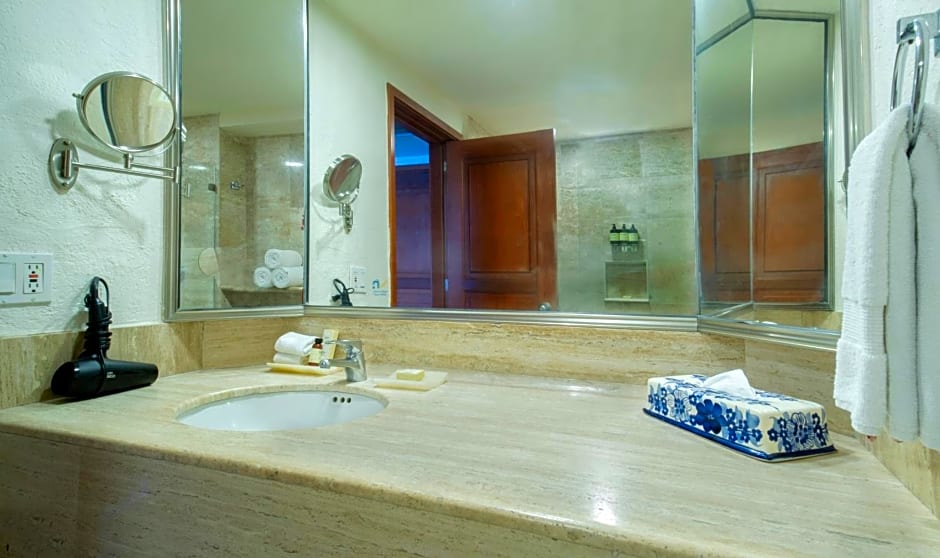 Fiesta Americana Puerto Vallarta All Inclusive & Spa