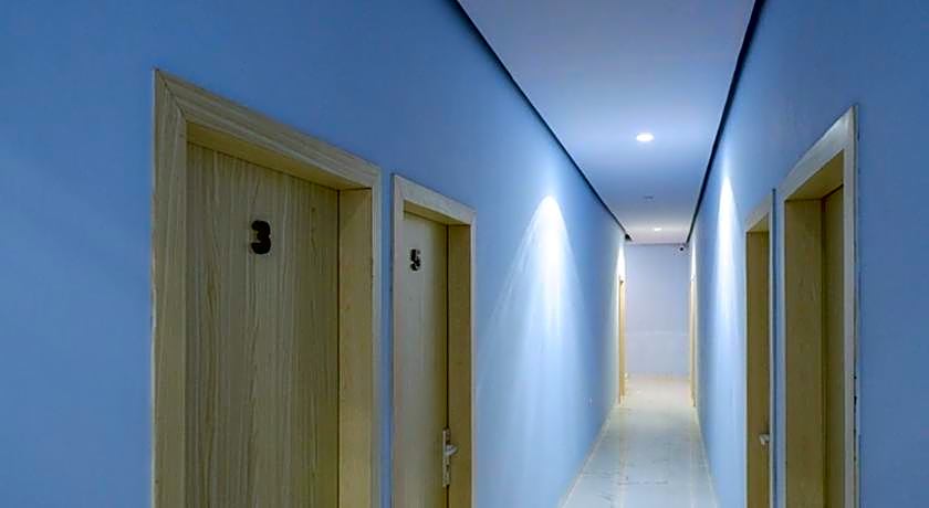 RedDoorz near Pasar Batang