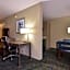 Holiday Inn Express & Suites Fayetteville University of Arkansas Area By IHG