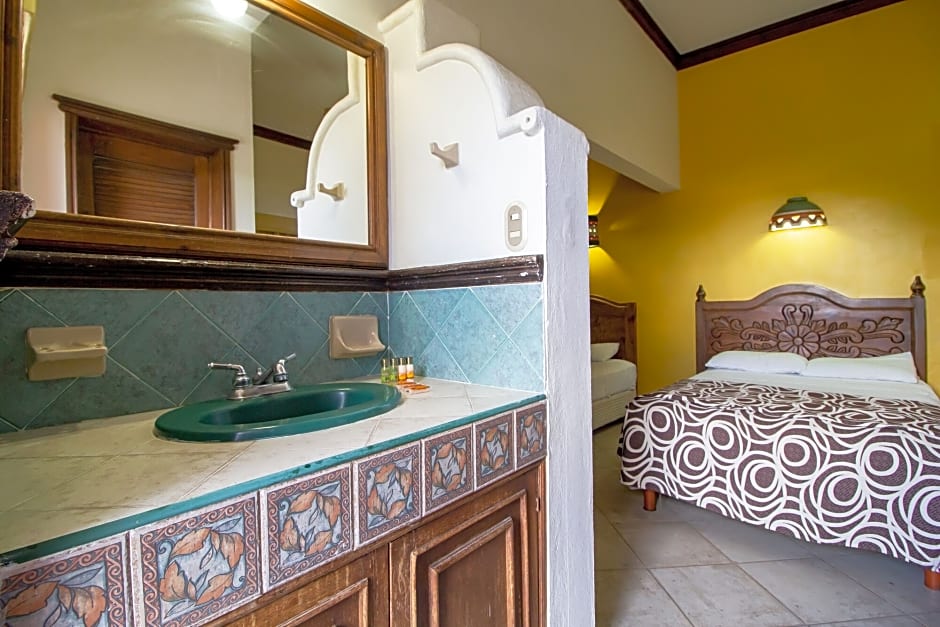 Hotel Suites Flamboyanes