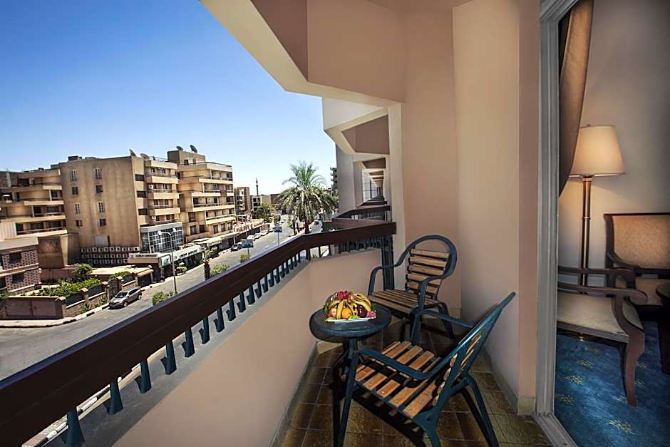 Pyramisa Luxor Hotel and Suites