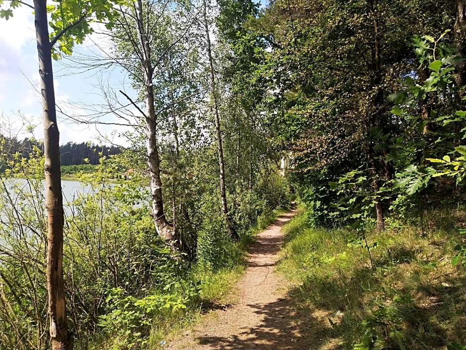 Nadbrzegiem Szczycionek - Domy całoroczne nad jeziorem