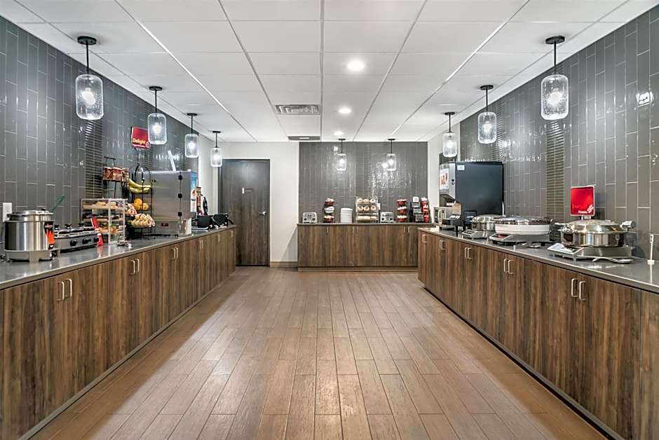 Best Western Plus Wayland Hotel