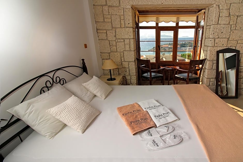 Pasha Port Hotel & Restaurant