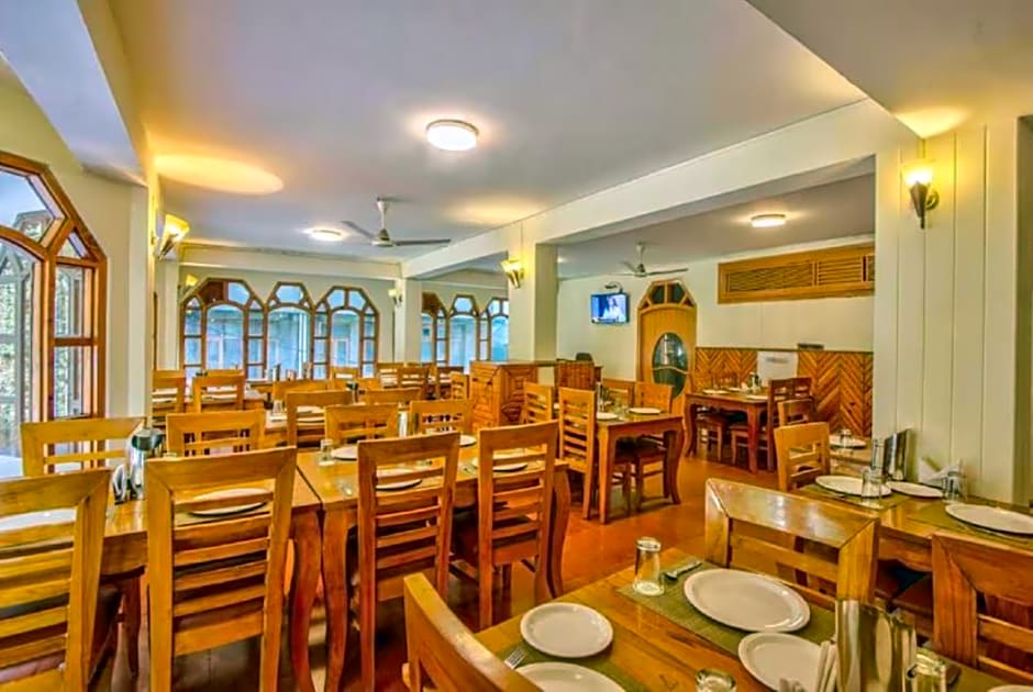 Goroomgo i Bex Manali