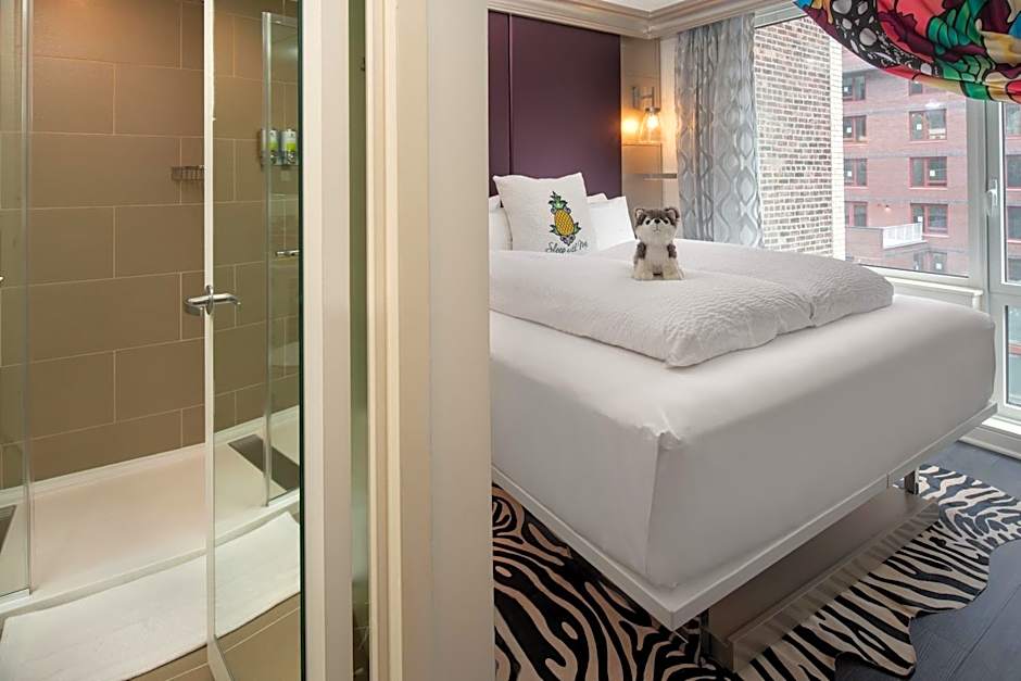 Staypineapple, An Artful Hotel, Midtown