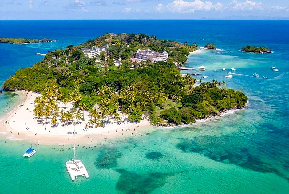 Wyndham Alltra Samana All Inclusive Resort