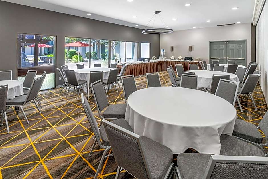 Holiday Inn Dublin - Pleasanton By IHG