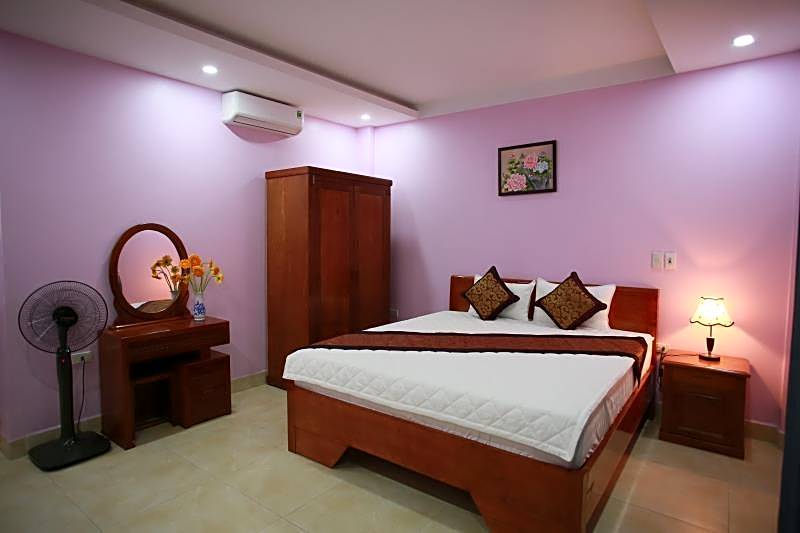 The Jade Dragon hotel