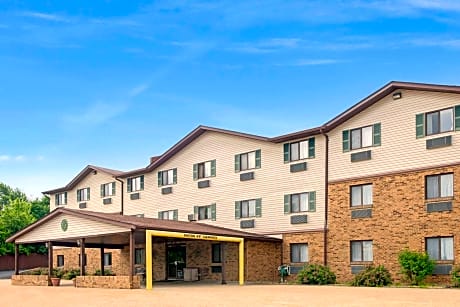 Super 8 by Wyndham St. Clair MO