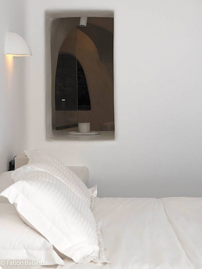 Nomikos Villas