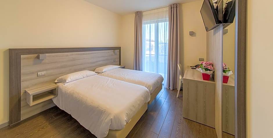 Hotel Panineria Colombera Rossa