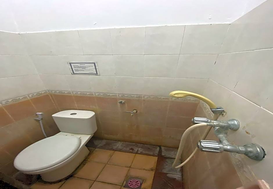 Hotel Candra Adigraha