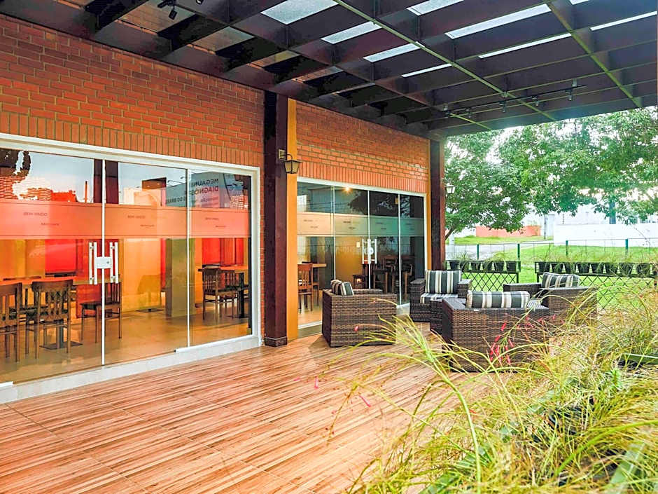 Hotel Cassino Tower Curitiba Aeroporto By Nacional Inn