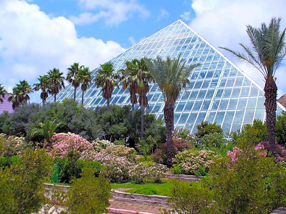 Inn At The Waterpark