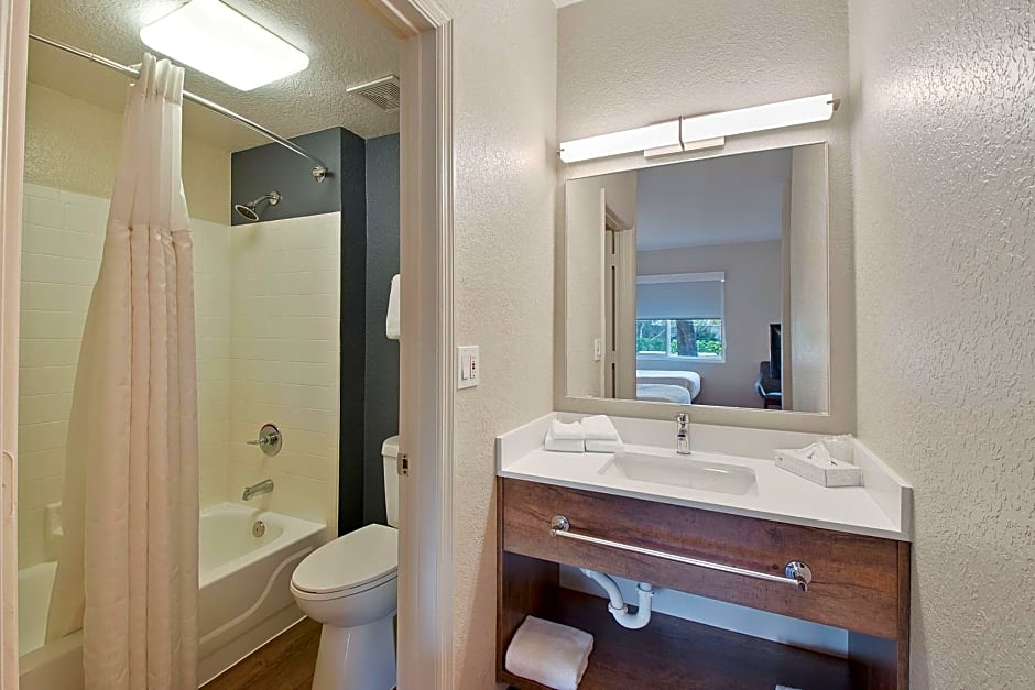 Extended Stay America Premier Suites - Miami - Airport - Doral - 25th Street
