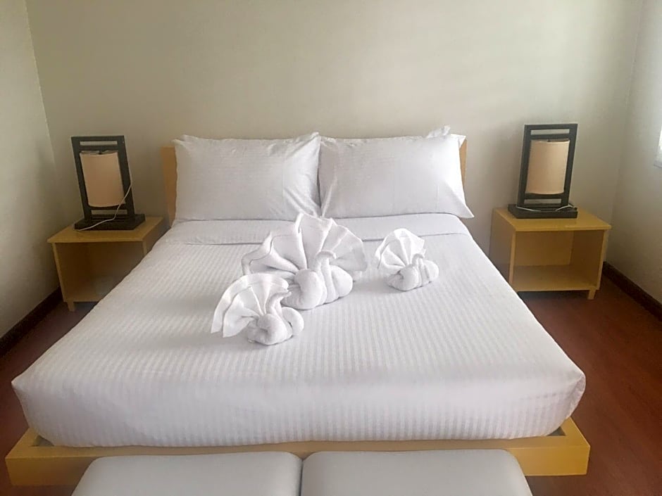 Shore Time Hotel Javier Leyte