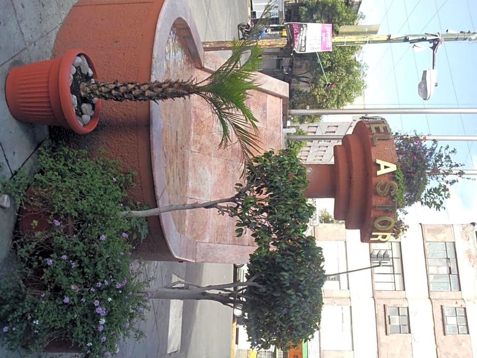 Hotel Astor