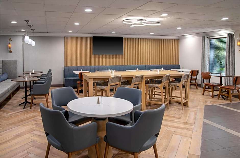 DoubleTree By Hilton Springdale