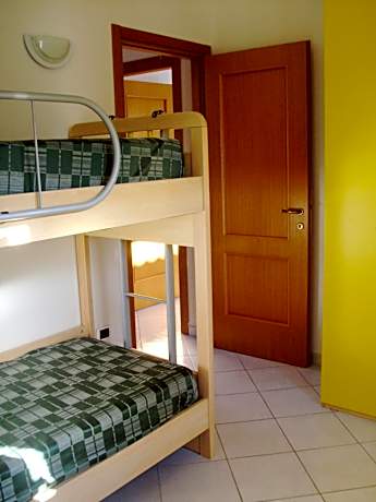 Two-Bedroom Apartment (6 Adults)