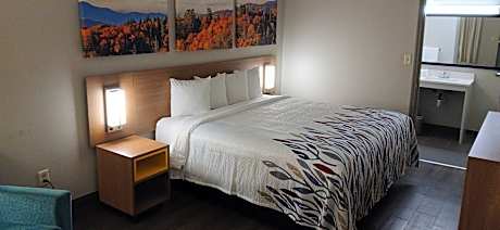 Superior King Smoking