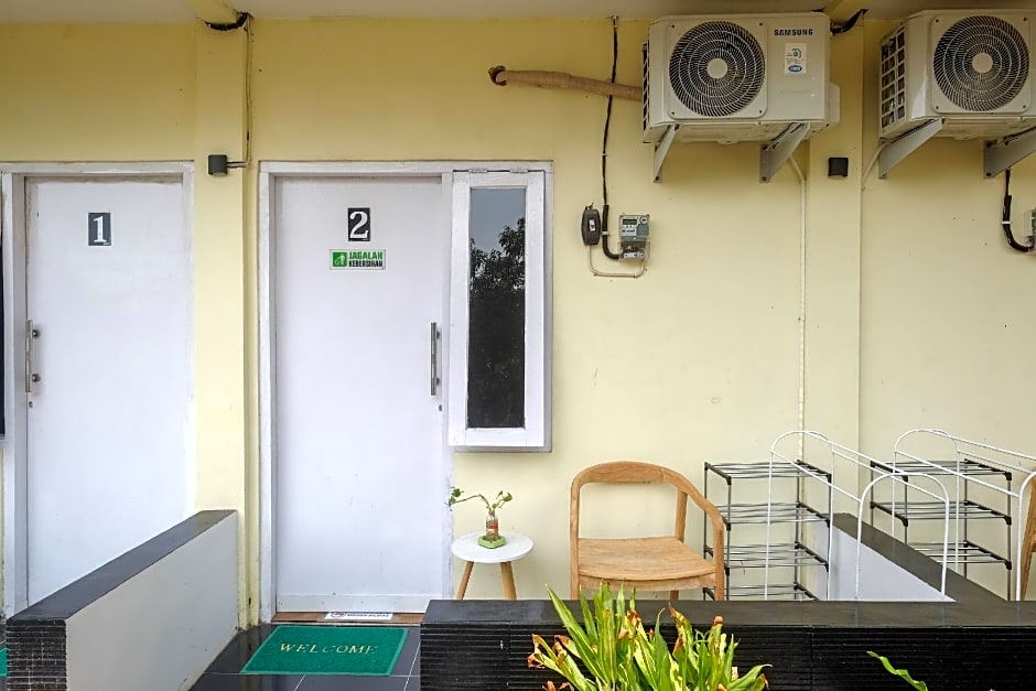 RedDoorz near RS Permata Medika Ngaliyan Semarang