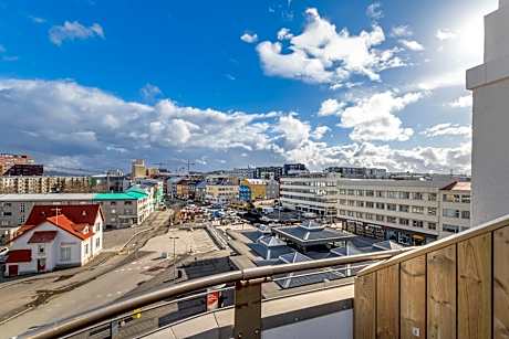 Deluxe one bedroom city view with balcony