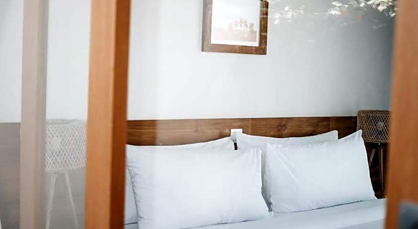 Canggu Village Accommodation