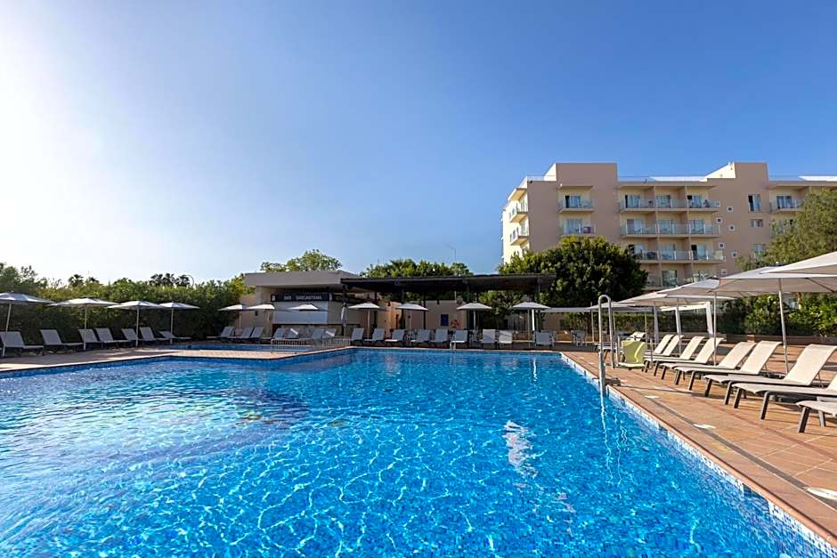 Invisa Hotel Es Pla - Adults Only