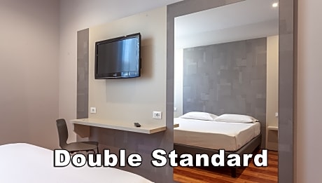 Basic Double Room with Balcony - Annex
