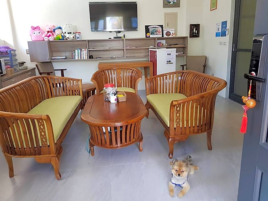 幸福來了-近花蓮火車站 寵物友善 電梯民宿