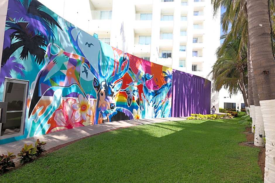 Garner Hotel Mazatlan Beach